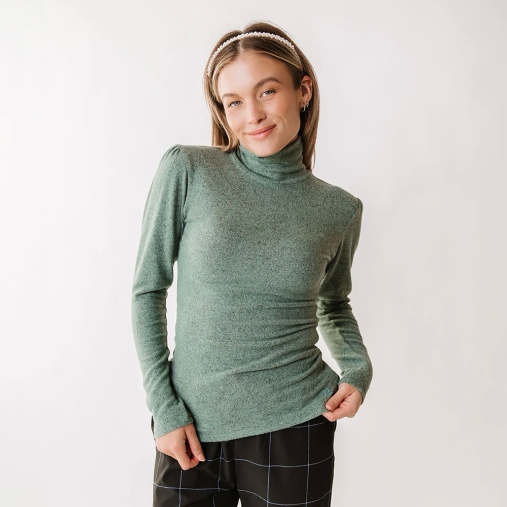 Albion Fit Green Turtleneck Sweater